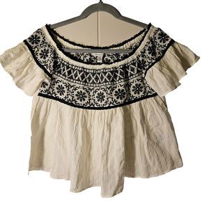 American Eagle‎ Women’s XS Off The Shoulder Embroidered Blouse Black White NWT